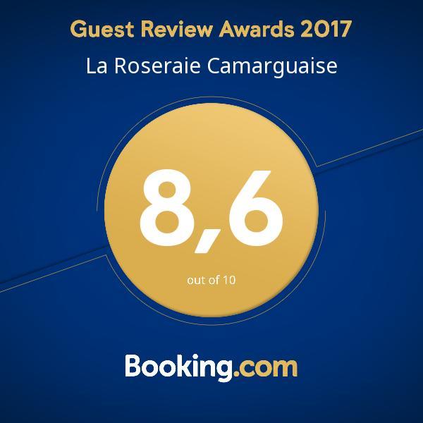 La Roseraie Camarguaise Apartment Arles Exterior photo